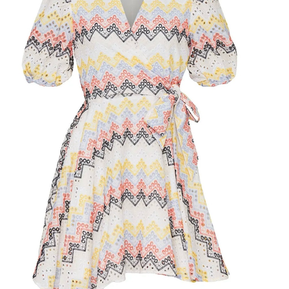 Vibrant Chevron Long Sleeve Dress